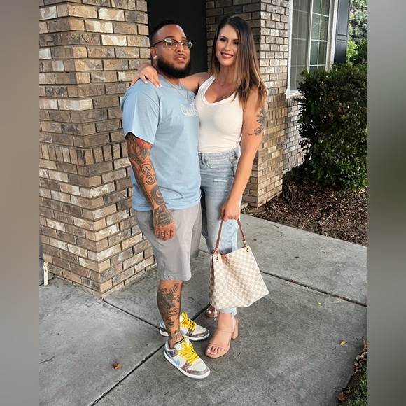 Hi, I’m Nicole 👋🏻 Thanks for stopping by! 🩵 - Picture 11 of 13